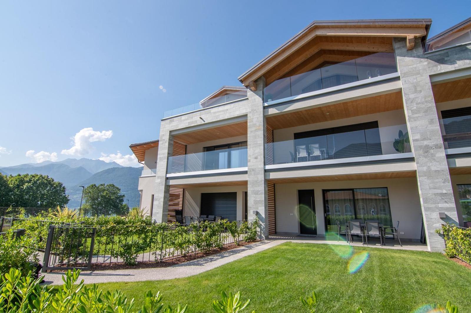 Lago Dorato Luxury Apartments & Villa - Lake Como View Colico Esterno foto