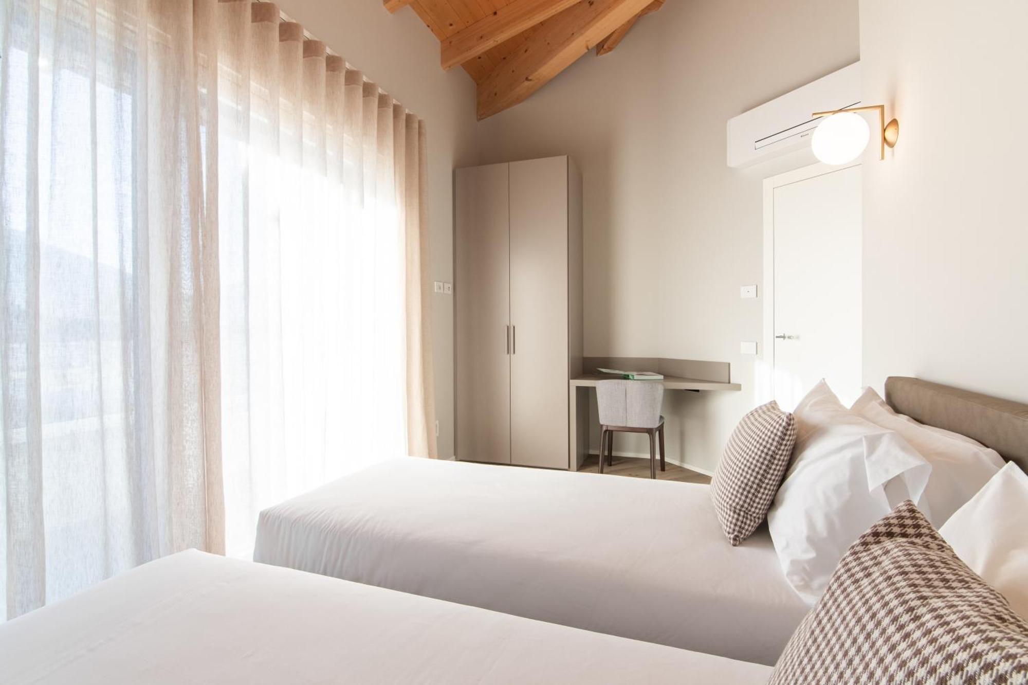 Lago Dorato Luxury Apartments & Villa - Lake Como View Colico Esterno foto