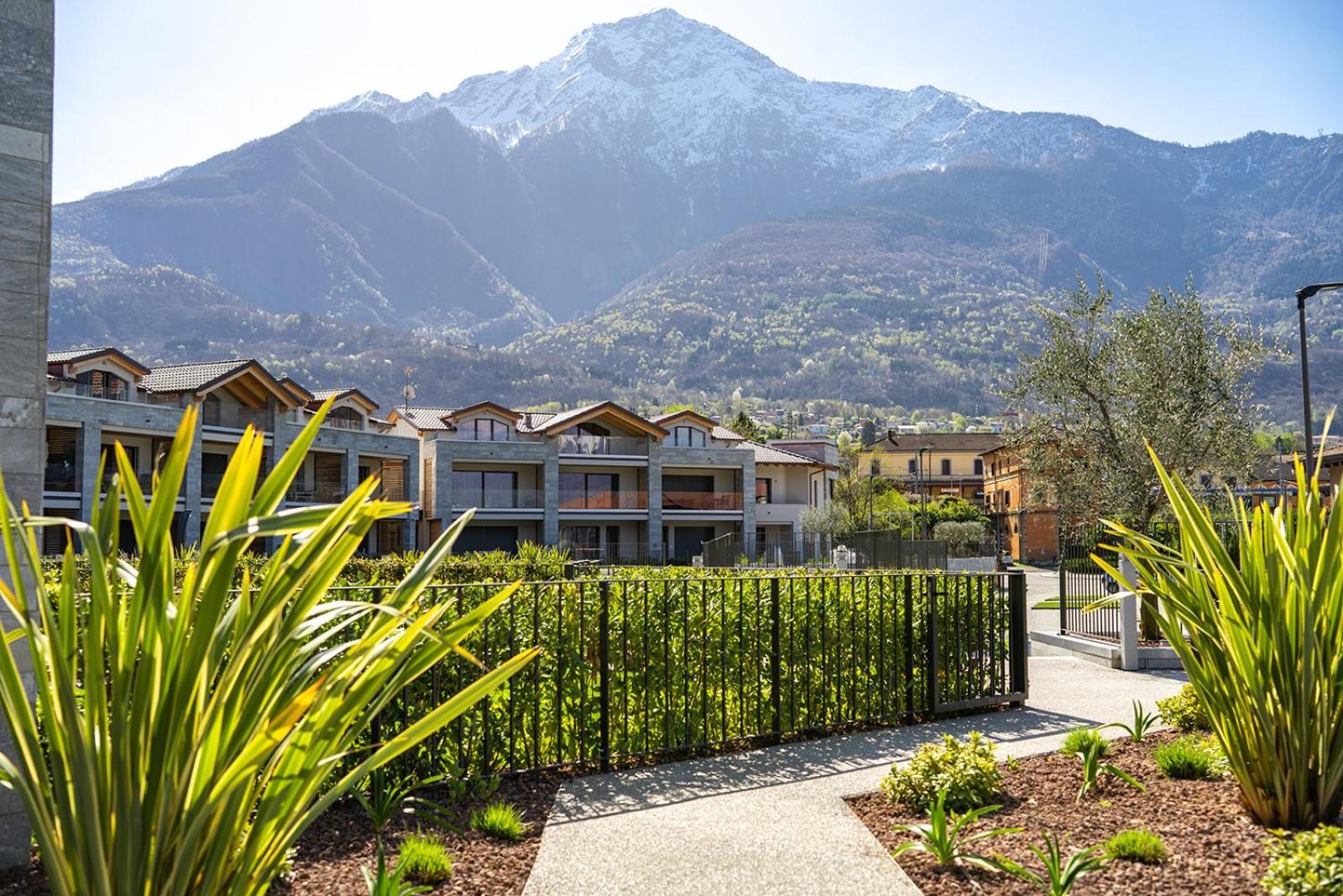 Lago Dorato Luxury Apartments & Villa - Lake Como View Colico Esterno foto